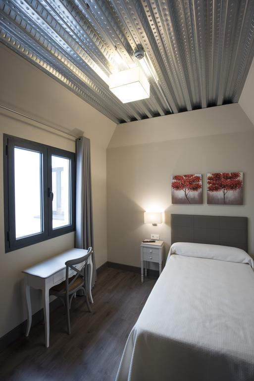 Hostal Emeritae Mérida Quarto foto